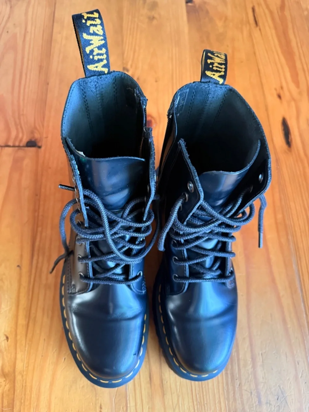 Dr Martens Jadon Boot Smooth Leather Platforms Size 10 W